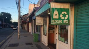 Czy may sklep musi skadac sprawozdanie z reklamowek Tak